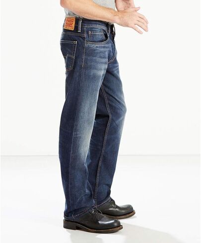 بنطال جينز Levi's 569 فضفاض بقصة مستقيمة للرجال (مطاط) in Kuwait