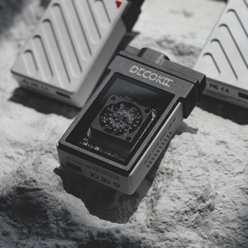 M.2 NVME SSD العلبة ، عامل الشكل 2230 ، USB 3.2 Gen2 ، RGB LED ، التبريد النشط ، متوافق مع iPhone 15/16 ، Steam Deck ، PS5 (Black) in Kuwait