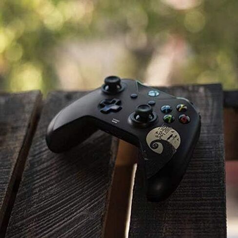 Skinit Skinit Gaming Gaming Skin متوافق مع جهاز التحكم في Xbox One S - ديزني المرخص رسميًا في كابوس قبل عيد الميلاد ، ومن المفترض أن يكون التصميم in Saudi Arabia