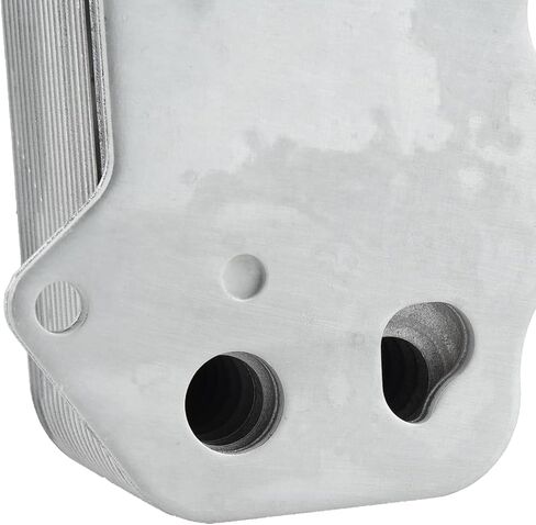 Car Part Engine Oil Cooler 06D117021C لـ A1 A3/S3 A4 B7 A6 C6 TT 2003-2014 VW Golf 2004-2017 2.0T in Saudi Arabia