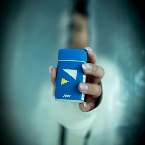 MK Wighter Torch Flame Pocket أخف وزناً وقابلة لإعادة التعبئة ومتعددة الأغراض ، مثالية للشموع ، والشواء ، والتخييم ، والاستخدام اليومي (Crystallon) in Saudi Arabia