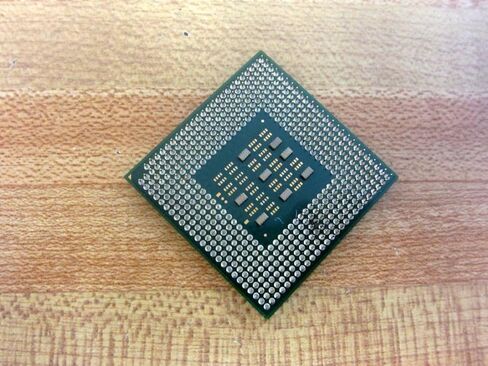 معالج CPU Celeron 1.70 GHz ، ذاكرة التخزين المؤقت 128K ، 400 MHz FSB in Saudi Arabia