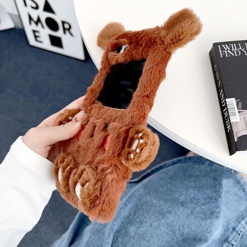 علبة رقيقة لـ Moto Razr+/Plus 2025 Cute Bear Cartoon Case for Girls Winter Winter Warm Tpu Pumper Plush Fuzzy Fur Back Protection Wover (Brown) in Kuwait