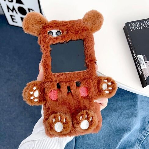 علبة رقيقة لـ Moto Razr+/Plus 2025 Cute Bear Cartoon Case for Girls Winter Winter Warm Tpu Pumper Plush Fuzzy Fur Back Protection Wover (Brown) in Kuwait