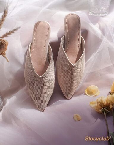حذاء مسطح للنساء من Slocyclub، حذاء بدون كعب مسطح بمقدمة مدببة مغلقة للسيدات، حذاء مسطح محبوك منزلي سهل الارتداء، حذاء مفتوح مريح في أوائل الربيع in Kuwait