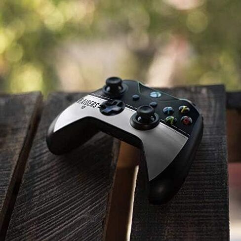 Skinit Skinit Gaming Gaming Skiner مع وحدة تحكم Xbox One S - NFL Las Vegas Raiders مرخص رسميًا in Saudi Arabia