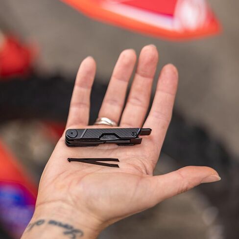 Gerber Gear Armbar Mini - 8 -in1 Travel Multitool مع الافتتاحية ، مفك البراغي والمقص - EDC Adventure Gear للتخييم والمشي لمسافات طويلة في الهواء الطلق - أداة مضغوطة - أسود - أسود in Saudi Arabia