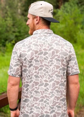 Performance Button Up - Retro Duck Camo in Kuwait