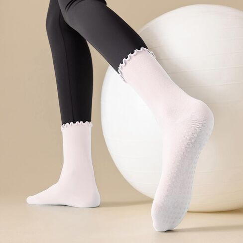 3 Pairs Pilates Socks with Grips Non-slip Ruffle Yoga Socks Grip Socks for Women in Saudi Arabia