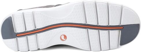 Clarks Men's Un Ramble Go Sneaker in Saudi Arabia