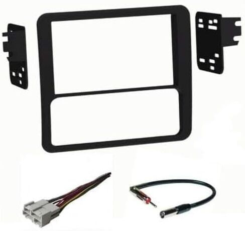 طقم ستيريو للسيارات لعام 1998-2001 GMC Jimmy ، Envoy ، Double Din ، Wire Harness ، Atenna Adapter in Kuwait