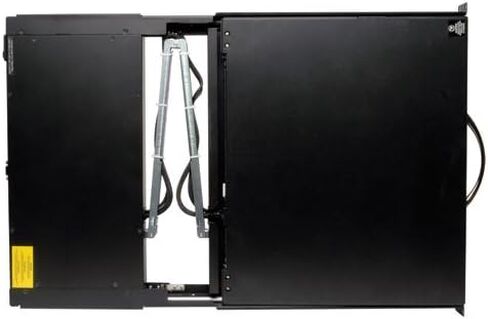 Tripp Lite B070-016-19 16 Port NetCommander Console CAT5 KVM مع 19 "LCD in Saudi Arabia