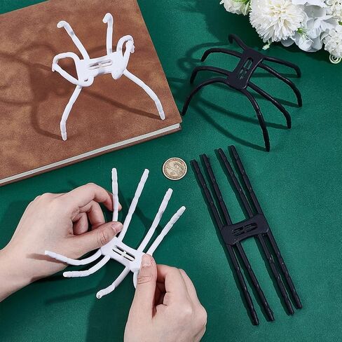 Ahandmaker 6pcs 2 Colourt Multi Function Portable Spider حامل الهاتف ، حامل هاتف قابل للتعديل متعدد الزوايا مرنًا لأجهزة اللوحات الذكية للهواتف الذكية ، ومواقف دمية مرنة ، وأبيض وأبيض in Kuwait