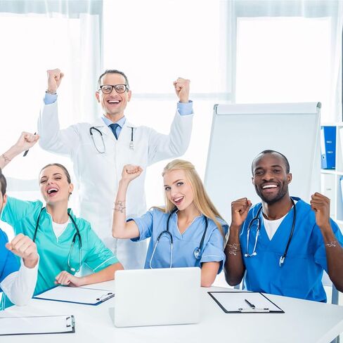 Sasylvia 48 Sets Nurse Gifts Bulk Heart Stethoscope Bracelet Appreciation Gifts with Blessing Card Bracelets RN Nurse Jewelry for Women Men Nursing School Graduation Gifts in Kuwait