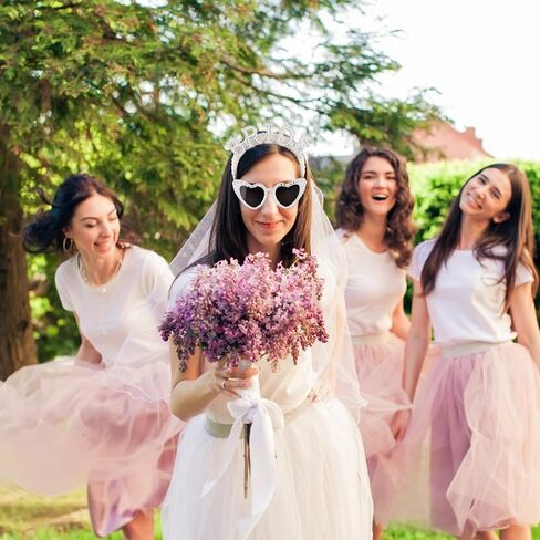 Jaciya Pearl Bride Headband with Veil Bachelorette Party Decorations Flower Bride Hair Accessories Bridal Shower Decorations Bachelorette Gifts for Bride in Saudi Arabia