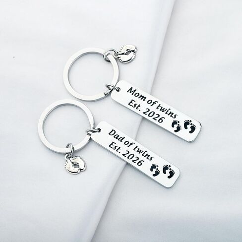FUSTMW Parents of Twins Gifts Dad Mom of Twins Est 2024 Keychain Set Twins Mom Dad Gifts Expecting Parents Gifts in Saudi Arabia