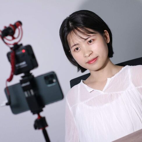 Ulanzi VL49 Videl Light مع MA51 Metal Phone Tripod in Saudi Arabia