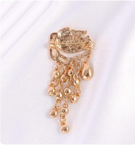 Lucky Evil Eye Brooch Pin Freshwater Pearl and Crystal Vintage Lapel Pin for Wedding Party Prom Multipurpose Brooch Ladies Accessories for Shawl Scarf Buckle Sweater Cardigan in Saudi Arabia