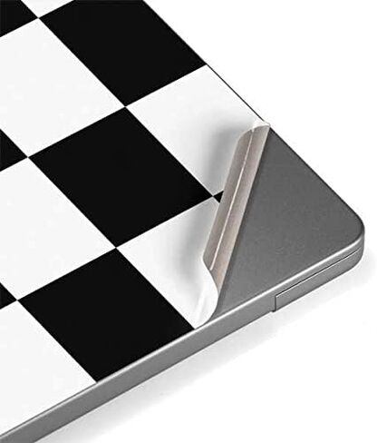Skinit Skinit Lastop Pkildop متوفرة مع MacBook Pro 14in (2021) مصمم في الأصل تصميم أبيض وأسود in Saudi Arabia