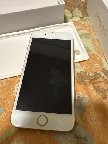 هاتف 6s 32 جيجابايت غير مؤمّن مساحة رمادية 4.7 بوصة in Kuwait
