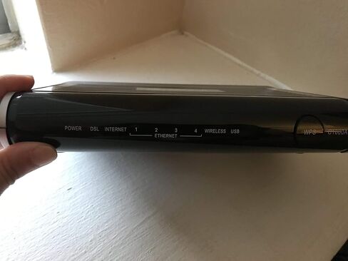Actiontec Model C1000A Modem و Wireless-N Router ومجموعة التثبيت الذاتي (متجدد) in Kuwait