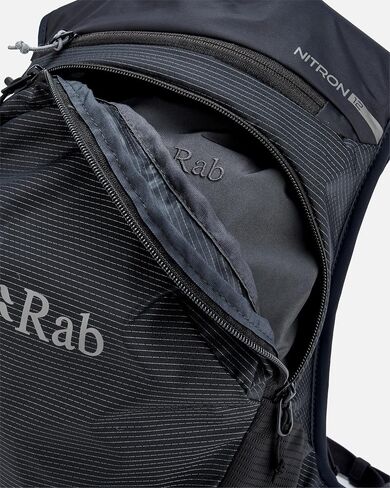 حزمة ترطيب Rab Nitron خفيفة الوزن - حزمة نهارية مريحة للمشي لمسافات طويلة والرحلات والركض - أنثراسيت - 25 لتر (طول الخلفية - متوسطة) in Saudi Arabia
