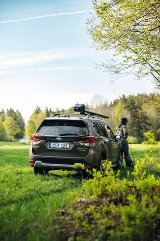 Thule Rodvault 2 رف سقف قضيب الصيد - يحمل 2 قضبان ذبابة مزورة بالكامل حتى 10 أقدام - صندوق بكرة مبطنة وقابل للقفل - يناسب أدلة كبيرة - تركيب سريع وسهل - مقاومة للتآكل in Saudi Arabia