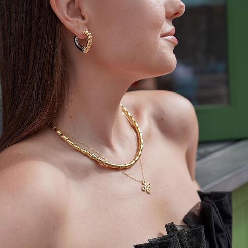 CIUNOFOR Hip-Hop Look with Our Two-Tone Necklace The unique combination of gold and silver creates a striking contrast that is sure to turn heads and add a touch of attitude to your style in Kuwait