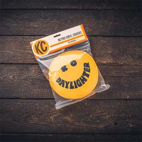 غطاء؛ Retro 6 "Vinyl Yellow W/ Black" KC Daylight "Smiley Face (PR) in Kuwait