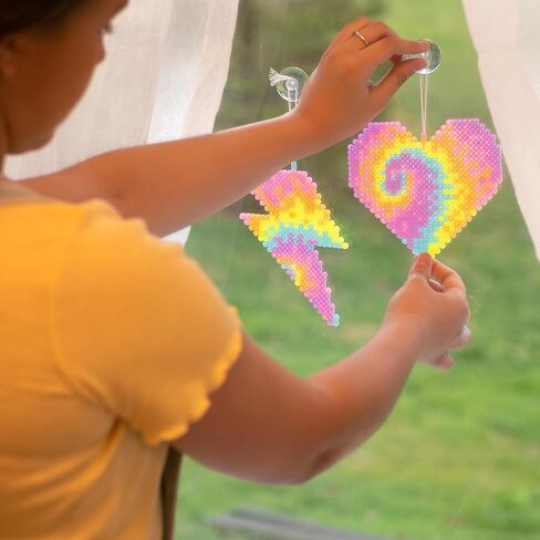 مجموعة أدوات صنع الخرز على شكل فراشة من Perler DIY، متعددة الألوان 2508 قطعة، صغيرة، 15 بوصة × 8 بوصة in Kuwait