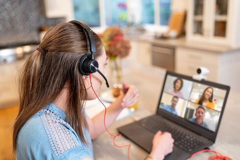 Poly Blackwire 3310 USB-A MS Monaural سماعة الرأس in Kuwait