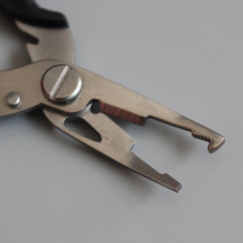 Fishing Pliers with Split Ring Tip & Line Cutter,Multi-Tool Fish Hook Remover,Stainless Steel Fishing Tool for Saltwater/Freshwater in Saudi Arabia