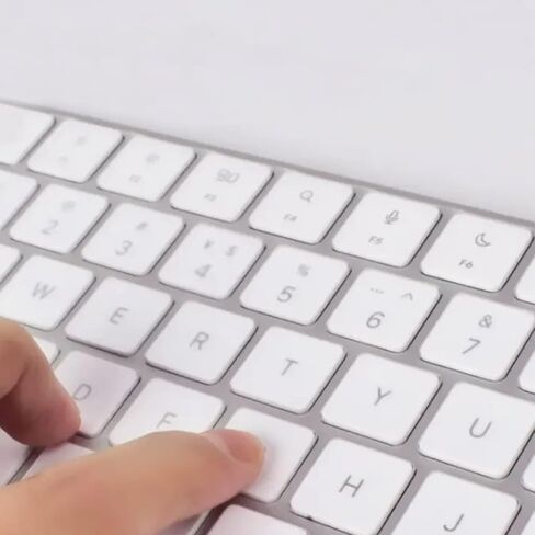 غطاء لوحة المفاتيح للوحة مفاتيح Apple Magic مع معرف اللمس ورقطات لوحة الرقمية (مقابل 24 "IMAC MAGIC M1 M3 Chip A2520 & 2022 MAC Studio (TPU) in Saudi Arabia