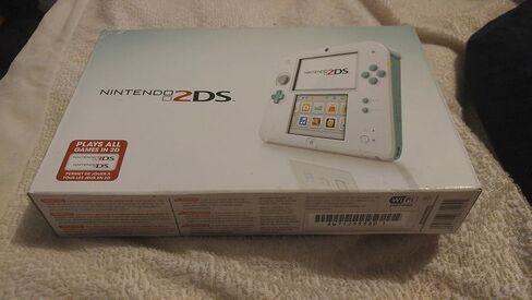 Nintendo 2DS Sea Green (متجدد) in Kuwait