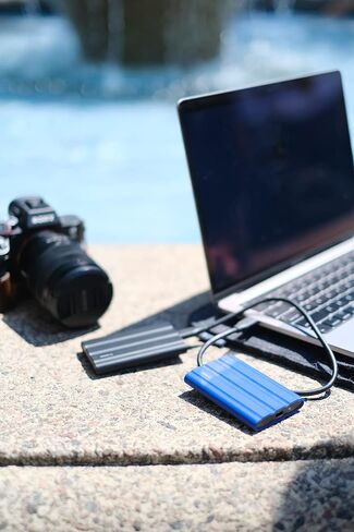 SAMSUNG External Pssd T7 Black 4tb in Kuwait