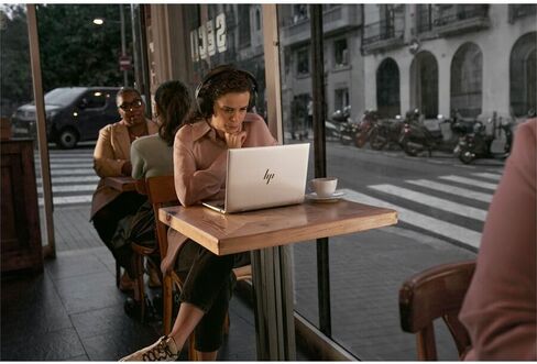 HP ELITEBOOK 6 G1A 14 "دفتر شاشة تعمل باللمس - Wuxga - AMD Ryzen 5 230-16 GB - 512 GB SSD - لوحة المفاتيح الإنجليزية - Pike Silver in Kuwait