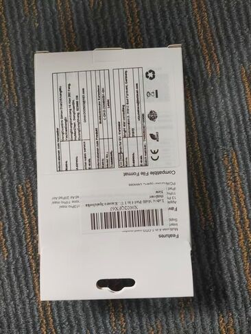 قارئ بطاقة SD ، منفذ متعدد 4 في 1 Universal SD TF Card Reader ، قارئ بطاقة SD ، قارئ بطاقة Micro SD ، كاميرا بطاقة SD Micro ، قارئ بطاقة الذاكرة ، التوصيل والتشغيل ، متوافق مع Android و iOS وما إلى ذلك in Saudi Arabia