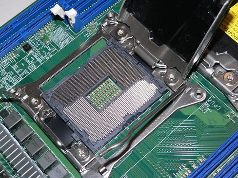 Supermicro ATX DDR4 LGA 2011 Motherboards X10DRL-I-O in Saudi Arabia