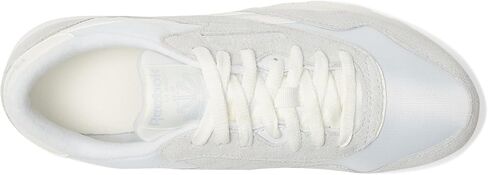 للنساء من Reebok CL lthr EB حذاء رياضي مساير للموضة in Kuwait