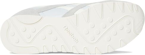 للنساء من Reebok CL lthr EB حذاء رياضي مساير للموضة in Kuwait