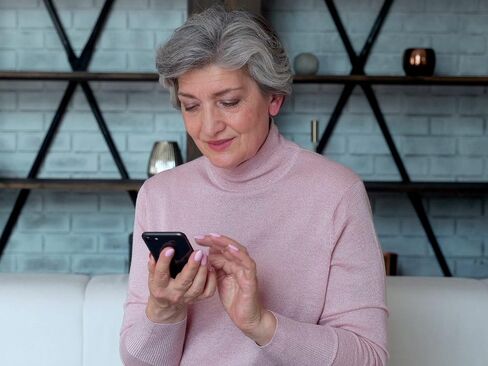 RealSAM Pocket 5G Smartphone Voice-Operated Unlocked for The Blind & Visually Impaired; Just Tap The Screen and Talk, It's That Simple (No Hunting Icons or Swiping) Smart Assistant for Blind People in Saudi Arabia