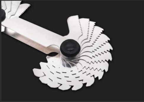 Stainless Steel Thread Gauges,Thread Pitch Gauges Measure Tool Set, Metric & Imperial Screw Gauge SAE Whitworth 55 Degree & Metrisch 60 Degree Thread Pitch Gauge for Industrial Measurement in Saudi Arabia