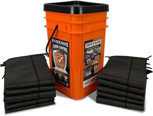 تتضمن مجموعة Quick Dam Grab & Go Flood Kit حواجز فيضانات بطول 10 - 5 أقدام في دلو (QDGG5-10)، برتقالي in Saudi Arabia