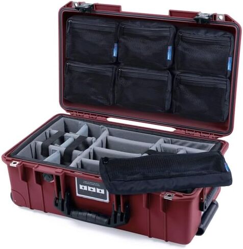 Oxblood Pelican 1535 Air Case with TSA Locking Latches. يأتي مع مقسمات مبطنة وشبكة منظم غطاء حقيبة متعددة. in Kuwait