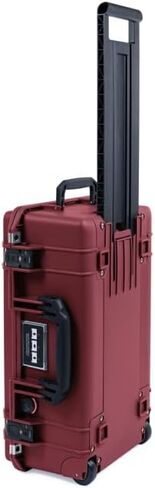 Oxblood Pelican 1535 Air Case with TSA Locking Latches. يأتي مع مقسمات مبطنة وشبكة منظم غطاء حقيبة متعددة. in Kuwait