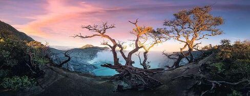 لغز Ravensburger 17094 بحيرة حمض الكبريتيك على جبل Ijen ، Java-Nature Edition 1000 قطعة in Kuwait