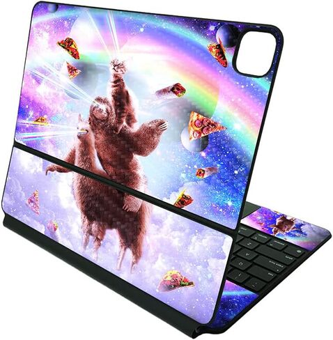 MAYESYSKINS CORBON CORBON CORBON CORPATING FACKED Apple Magic Keyboard for iPad Pro 12.9 "(الجيل الثالث إلى السادس) - Cat sloth llama | الواقي ، المتين الألياف الكربونية المتينة | مصنوعة في الولايات المتحدة الأمريكية in Kuwait