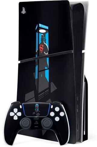 Skinit Mucal Gaming Gaming Concernation مع حزمة PS5 Slim Disk - تصميم DC Comics Superman Superman Superman Superman in Saudi Arabia