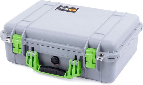 New Pelican Silver & Lime Green 1500 Case. مع رغوة. in Kuwait