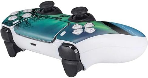 ألعاب Skinit Scenit Gaming متوفرة مع وحدة تحكم PS5 - Stocktrek Aurora Borealis مرخصة رسميًا على بحيرة في تصميم النرويج in Saudi Arabia
